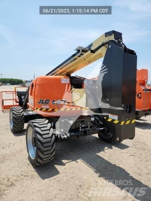 JLG 600AJ Leddede bomlifter