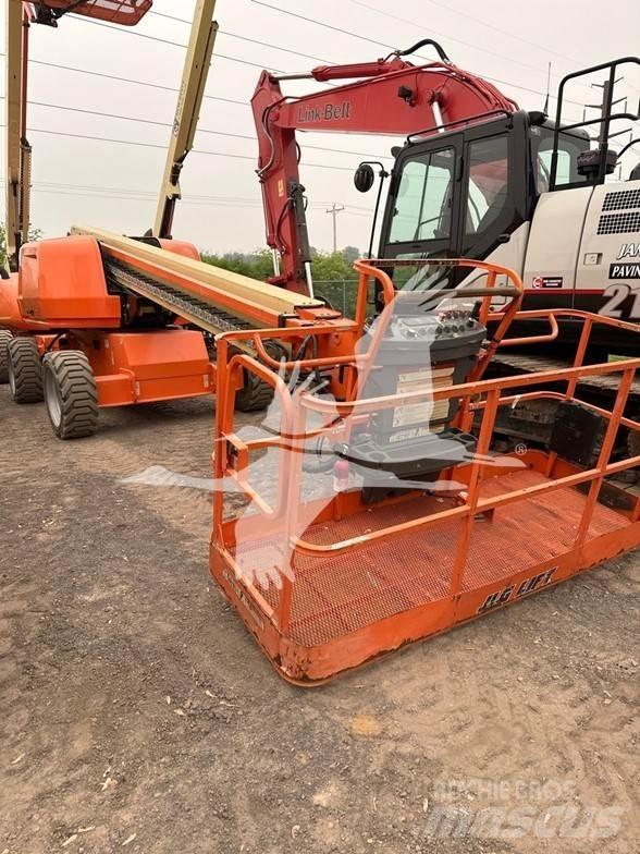 JLG 600S Teleskop bomlifter
