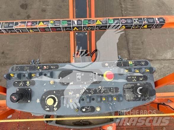 JLG 660SJ Teleskop bomlifter