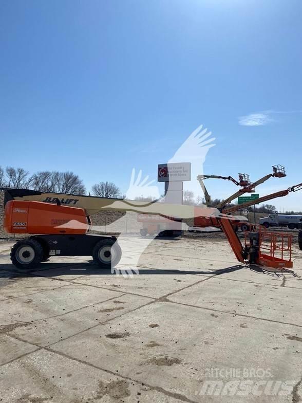 JLG 660SJ Teleskop bomlifter