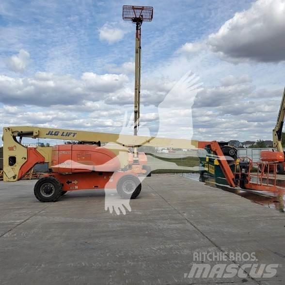 JLG 800AJ Leddede bomlifter