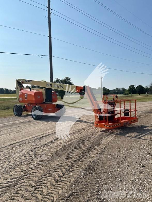 JLG 800AJ Leddede bomlifter
