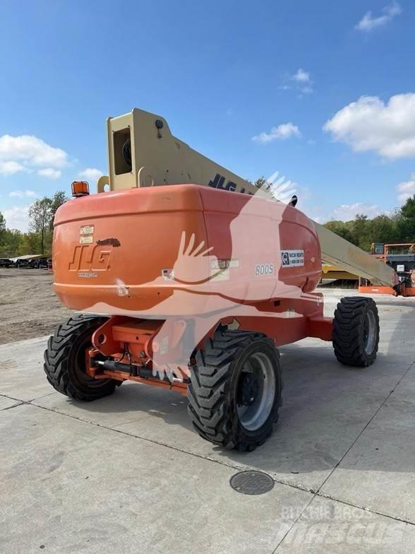 JLG 800S Teleskop bomlifter