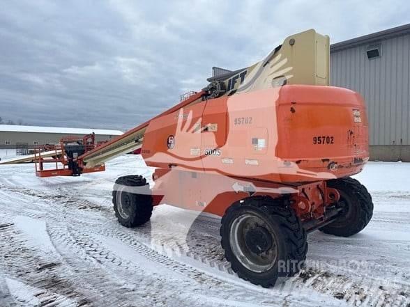 JLG 800S Teleskop bomlifter