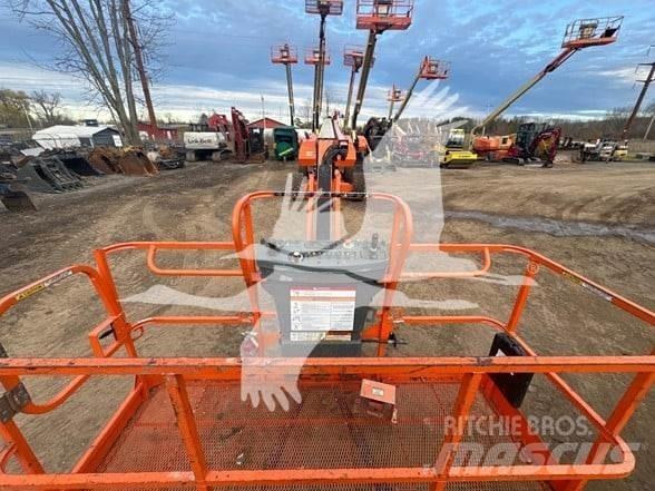 JLG 860SJ Teleskop bomlifter