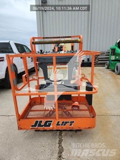 JLG E300AJP Leddede bomlifter
