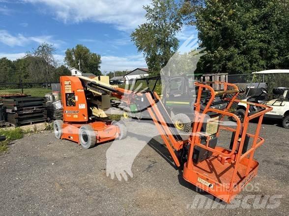 JLG E300AJP Leddede bomlifter