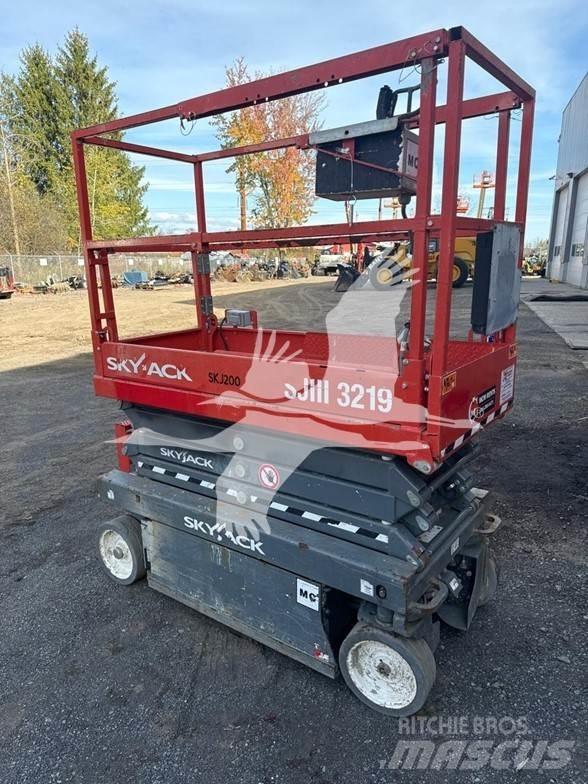 SkyJack SJ3219 Sakselifter