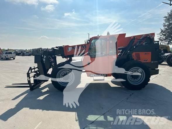 SkyTrak 10054 Teleskoplastere
