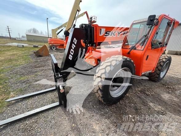 SkyTrak 8042 Teleskoplastere