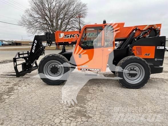 SkyTrak 8042 Teleskoplastere