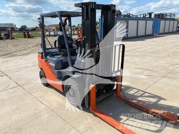 Toyota 8FGU25 Diesel Trucker