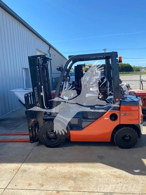 Toyota 8FGU25 Diesel Trucker