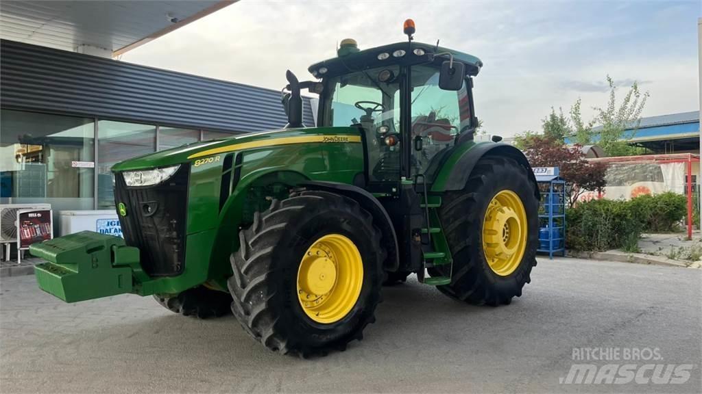 John Deere 8270R Traktorer