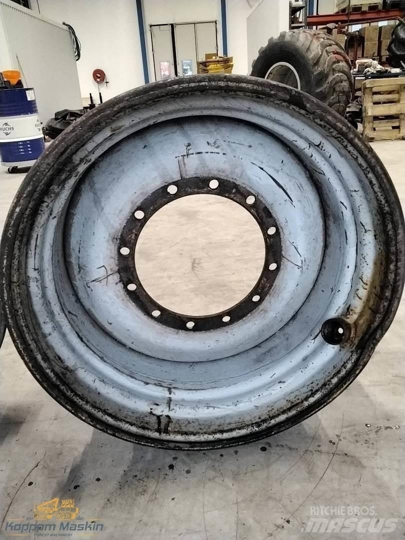 Valmet 901 20x34 Dekk, hjul og felger