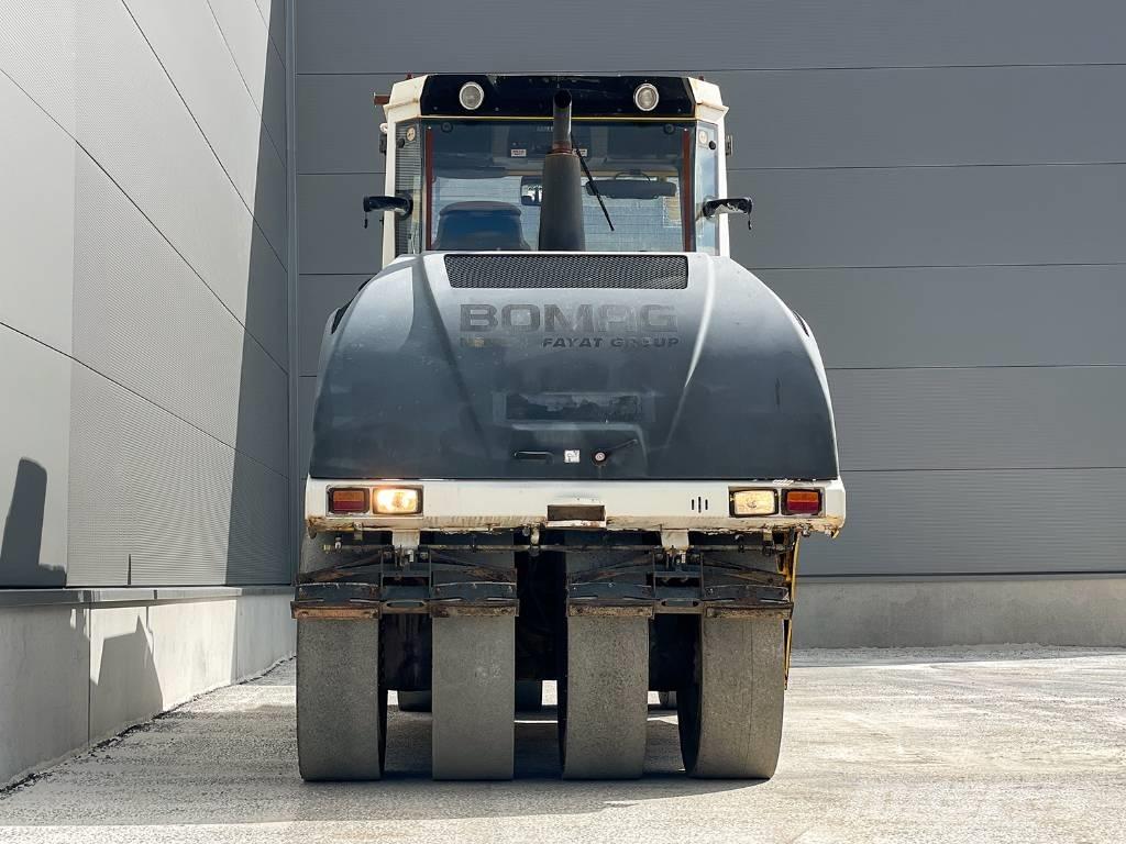 Bomag BW 24 RH Gummihjulsvalser