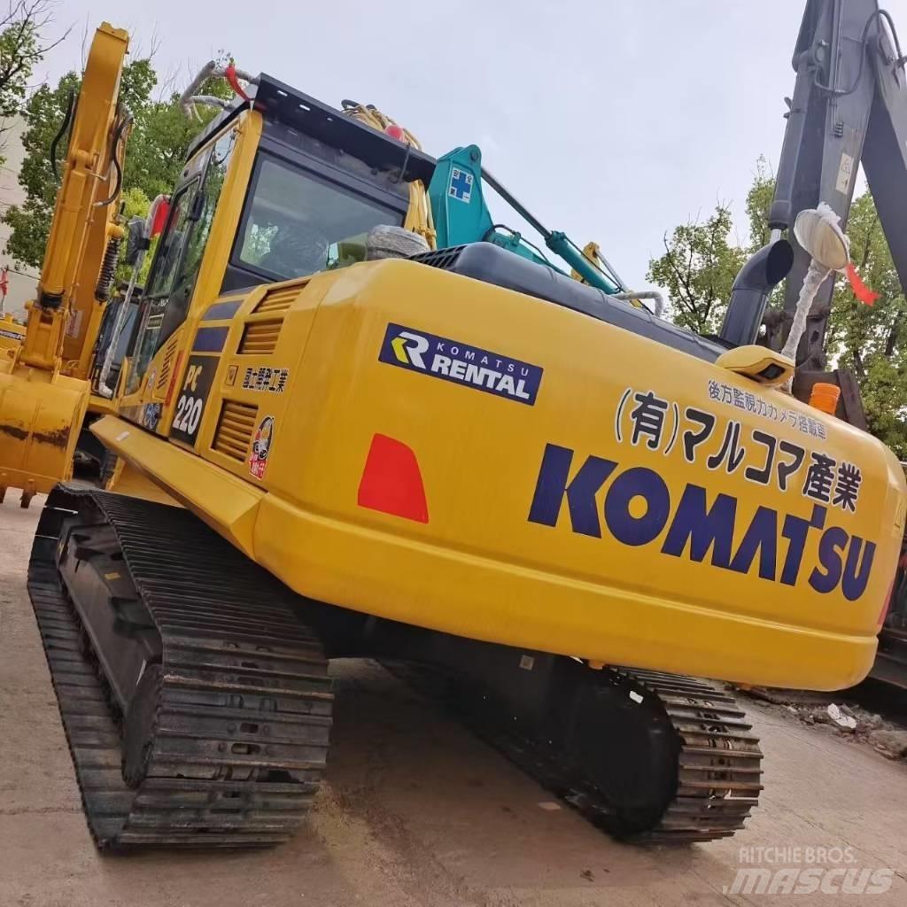 Komatsu PC 220 Beltegraver