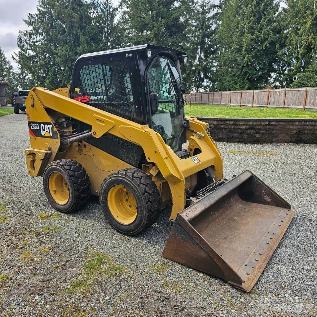 CAT 236D Kompaktlastere