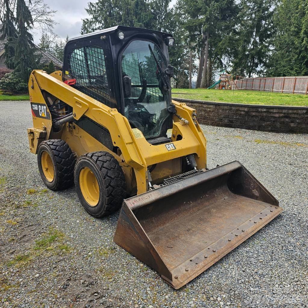 CAT 236D Kompaktlastere