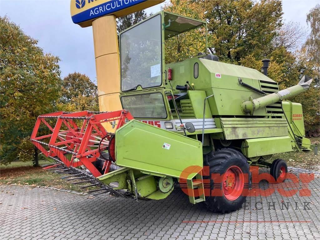 CLAAS Mercator 70 Skurtreskere