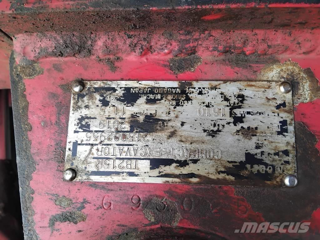 Takeuchi TB 215 R Minigravere <7t