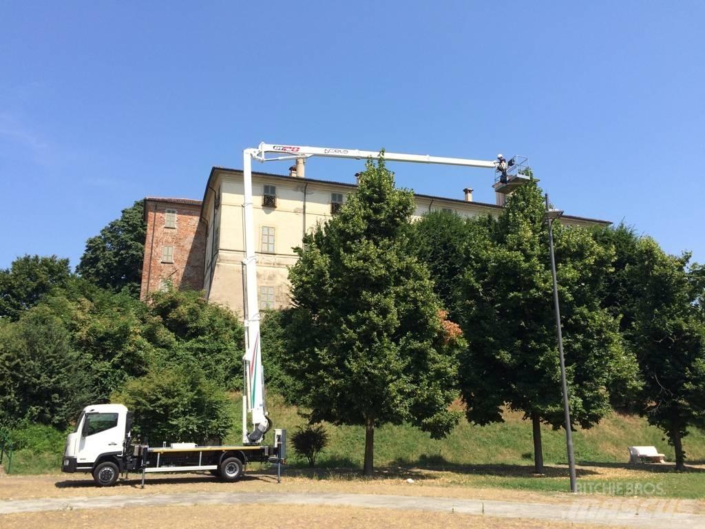 Cela DT 28 Bilmontert lift
