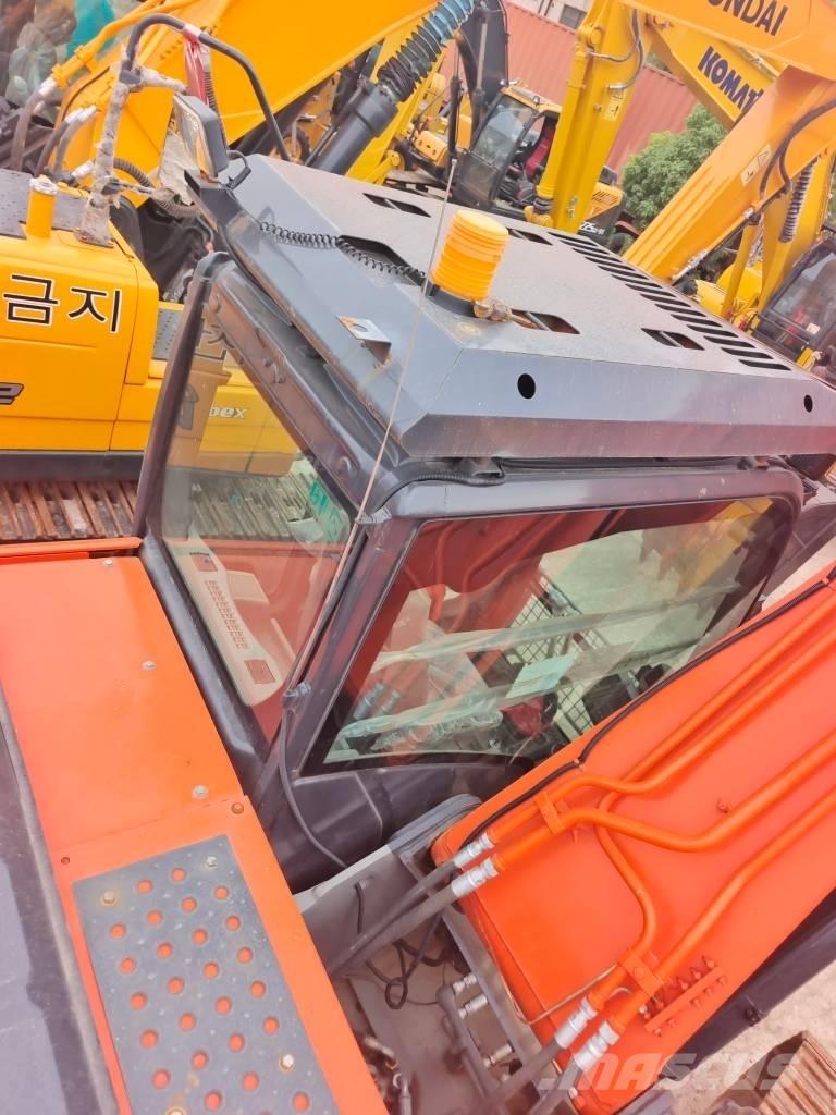 Hitachi ZAXIS 200 3G Beltegraver