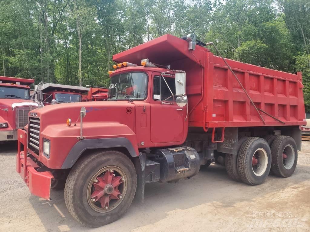 Mack RD690SX Tippbil