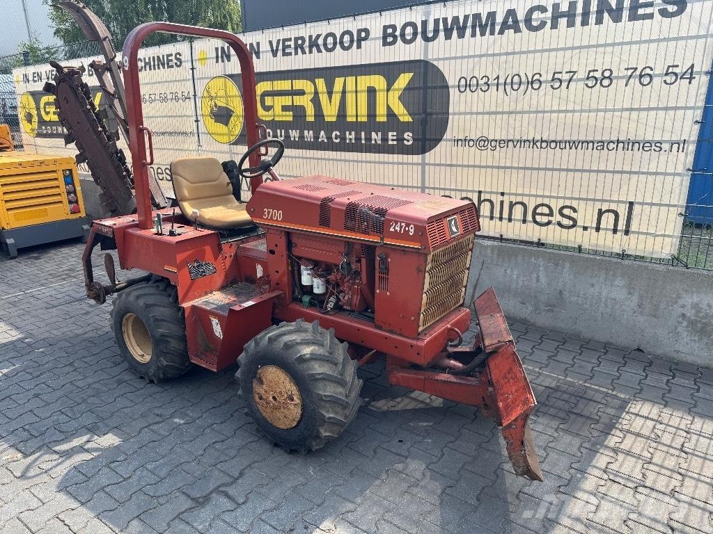 Ditch Witch 3700 DD Kjedegravere
