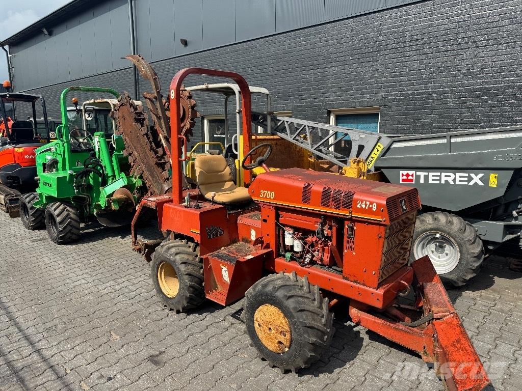 Ditch Witch 3700 DD Kjedegravere