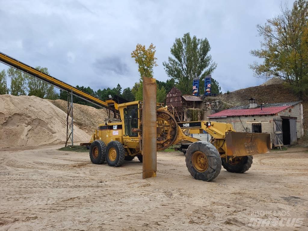 CAT 140 H Veihøvler