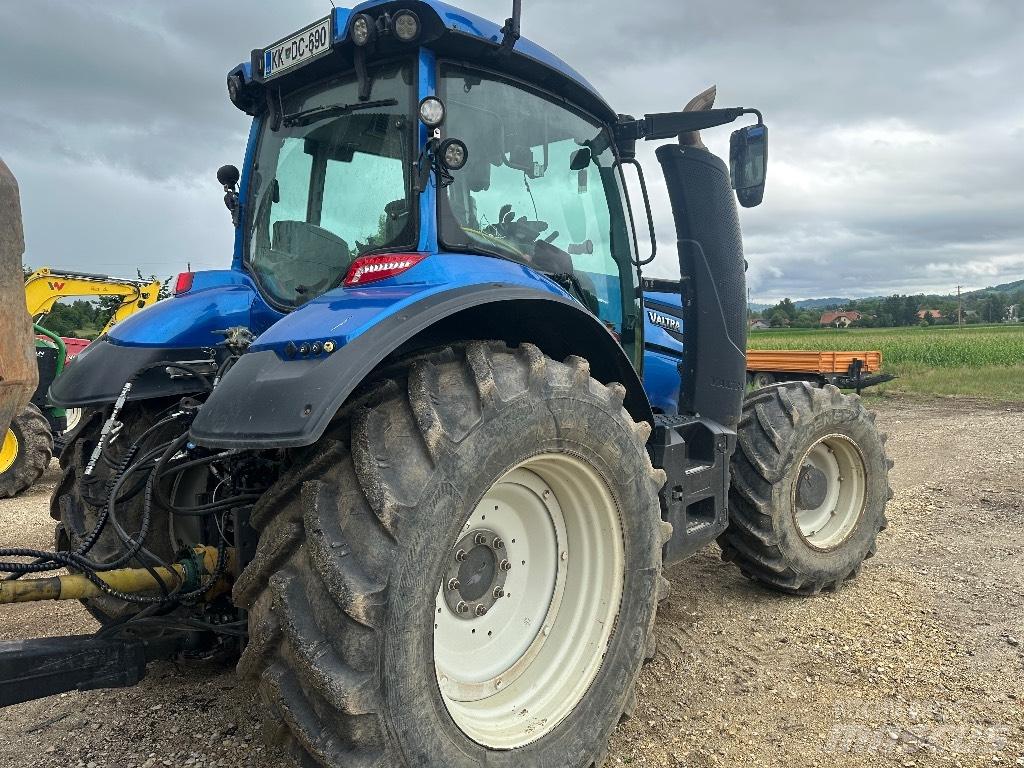 Valtra T 174 E Traktorer