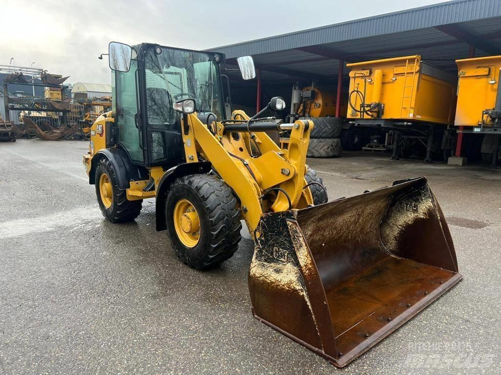 CAT 906M Hjullastere