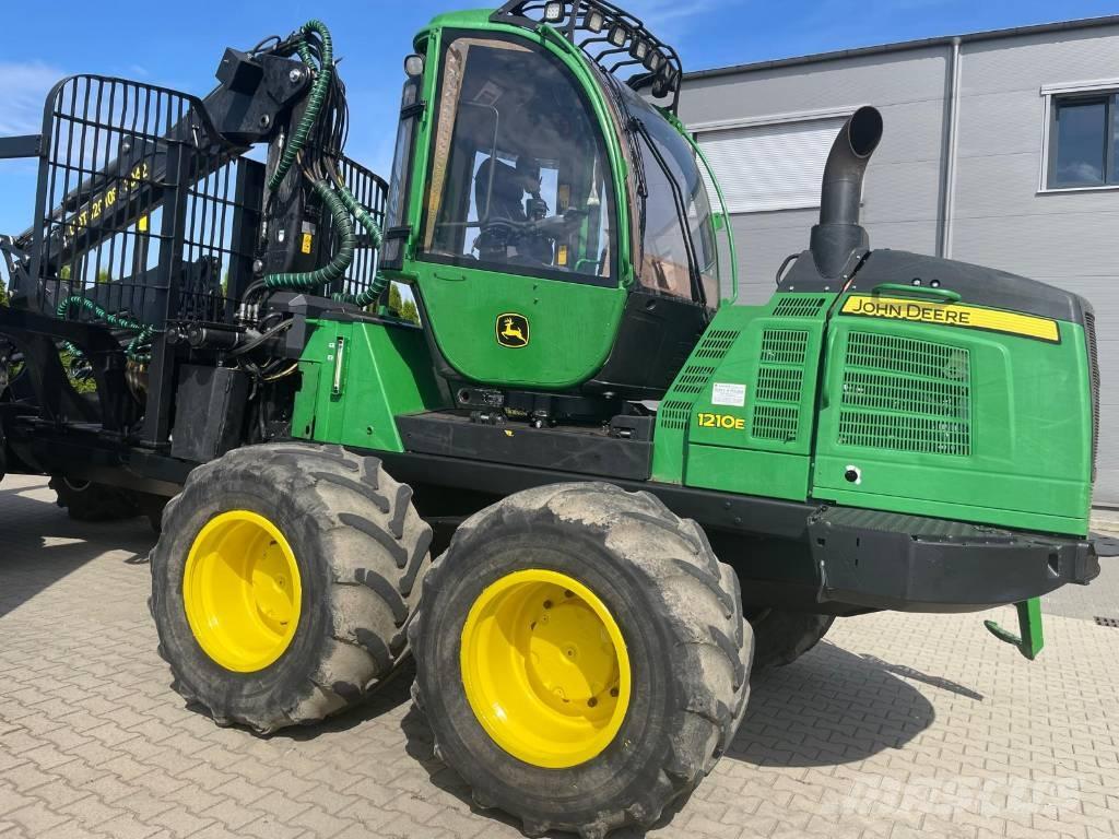 John Deere 1210 E Lassbærere