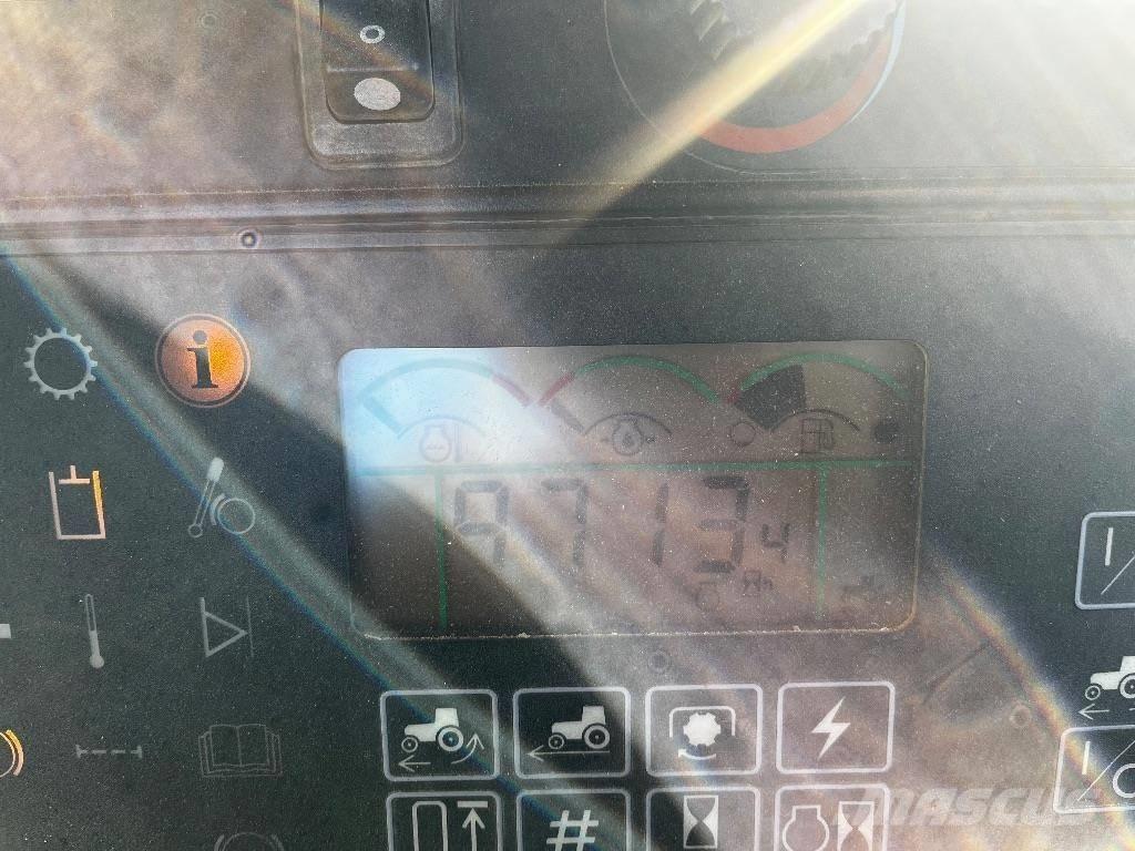 John Deere 8410 Traktorer