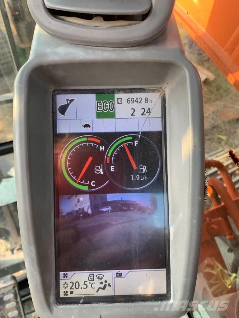 Hitachi ZX 135 US-5B Beltegraver