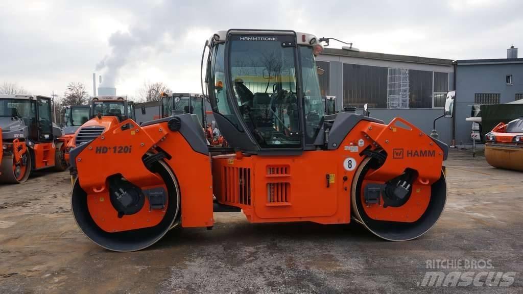 Hamm HD+120iVV Tandem Valser