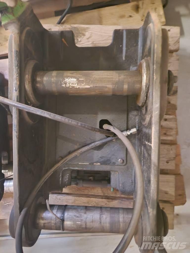 Steelwrist s60 fæste Bommer og stikker