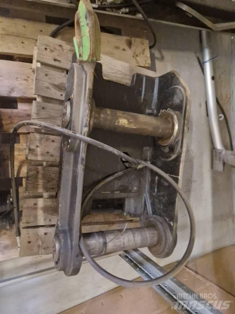 Steelwrist s60 fæste Bommer og stikker
