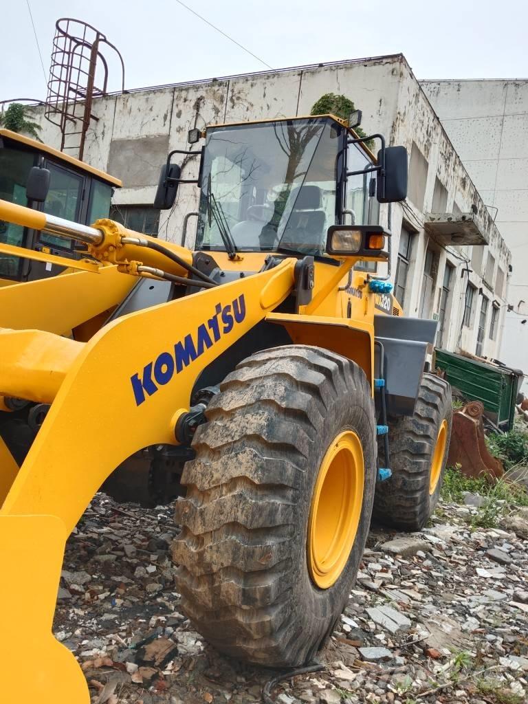Komatsu WA 320 Hjullastere