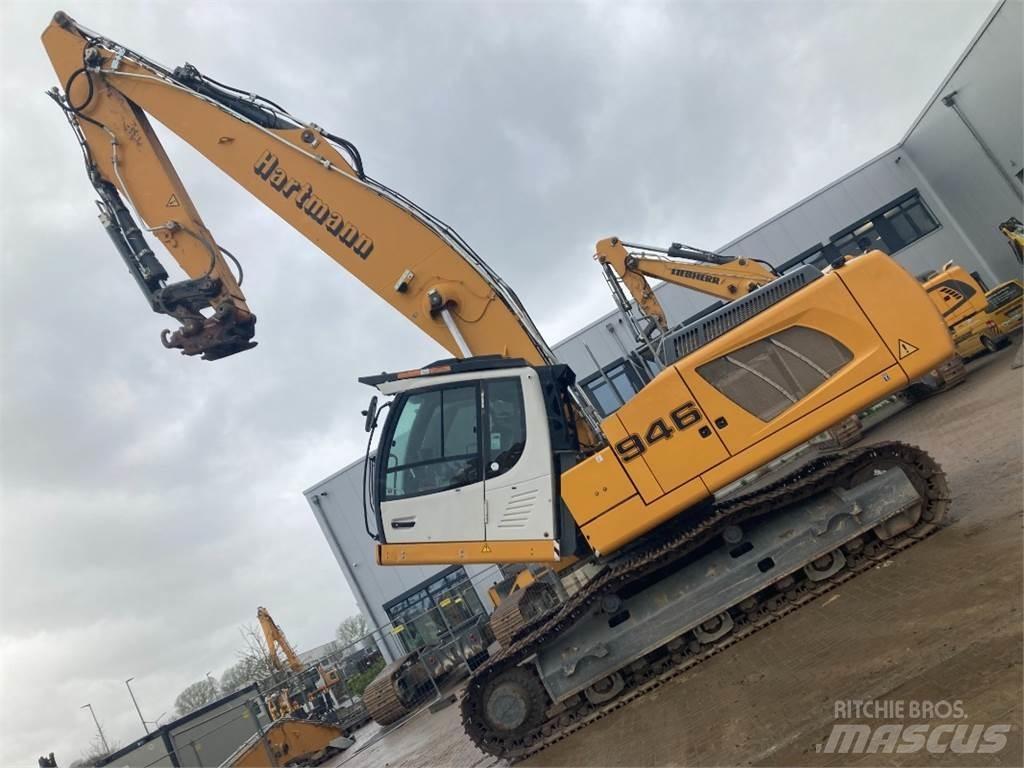 Liebherr R946 Beltegraver