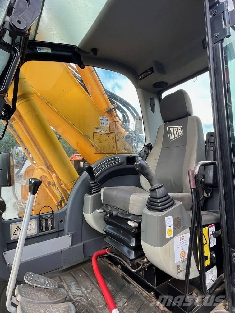 JCB JZ 235 LC Beltegraver