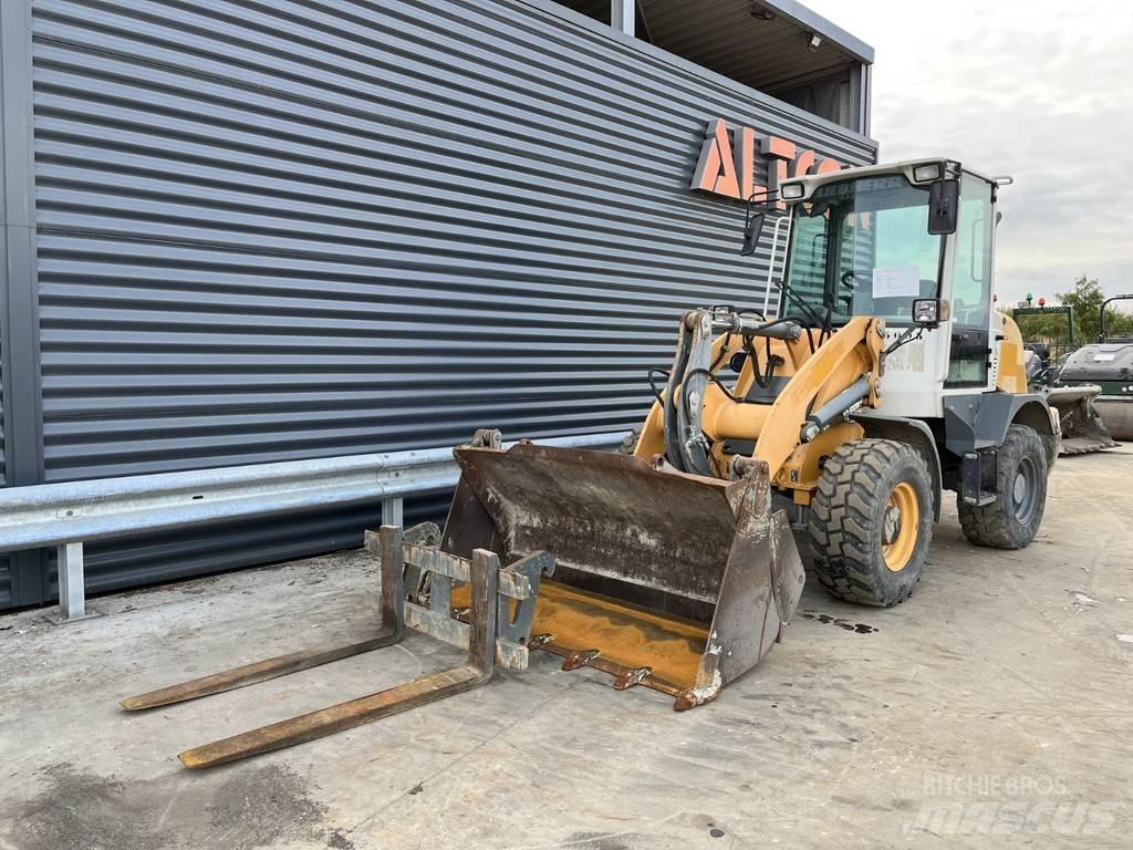 Liebherr L 506 Hjullastere
