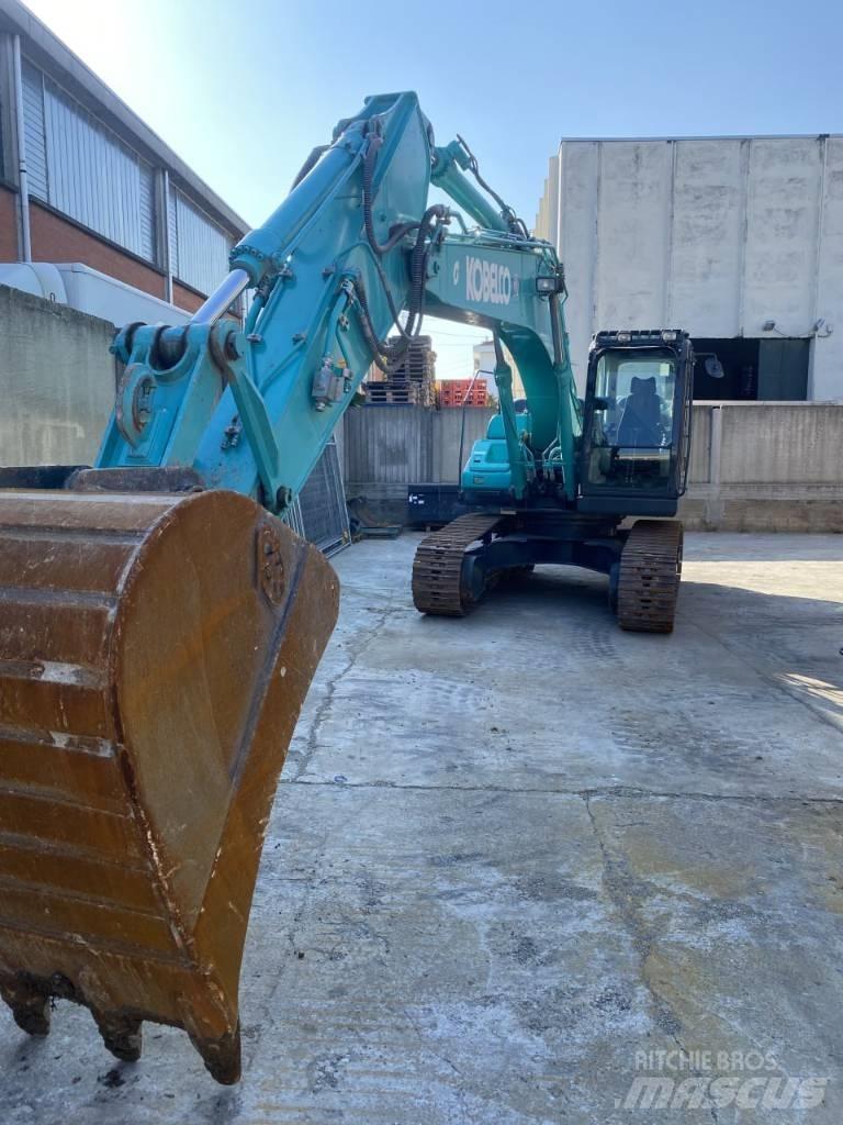 Kobelco SK210NLC Beltegraver