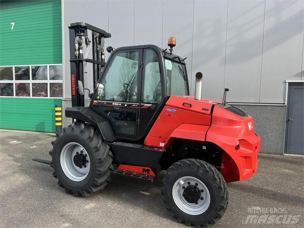 Manitou M30-4 Terrenggående gaffeltruck