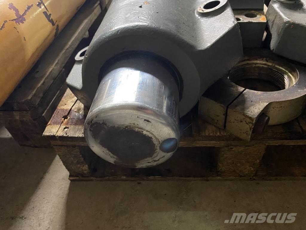 Liebherr A934C Hydraulikk