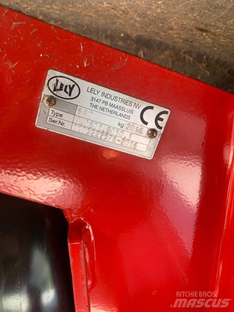 Lely splendimo 300 Slåmaskiner