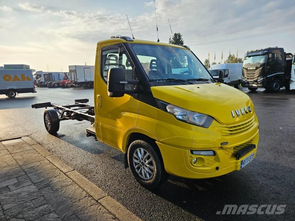 Iveco 35S18 Lette lastebiler