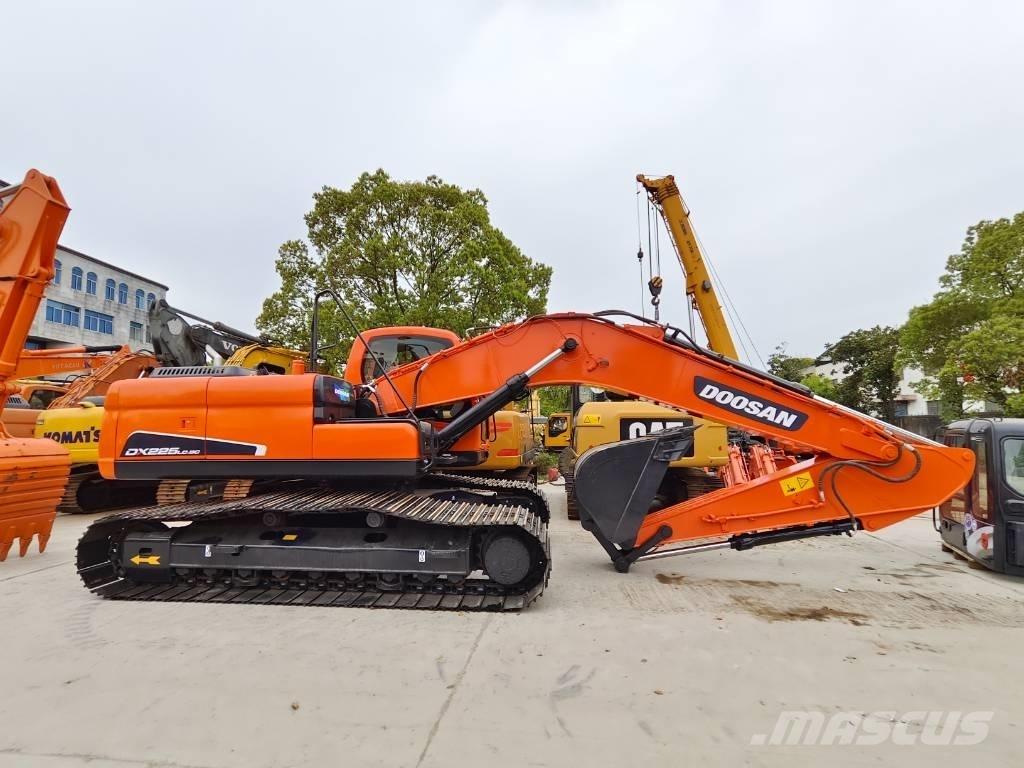 Doosan DX 225 LC-9C Beltegraver