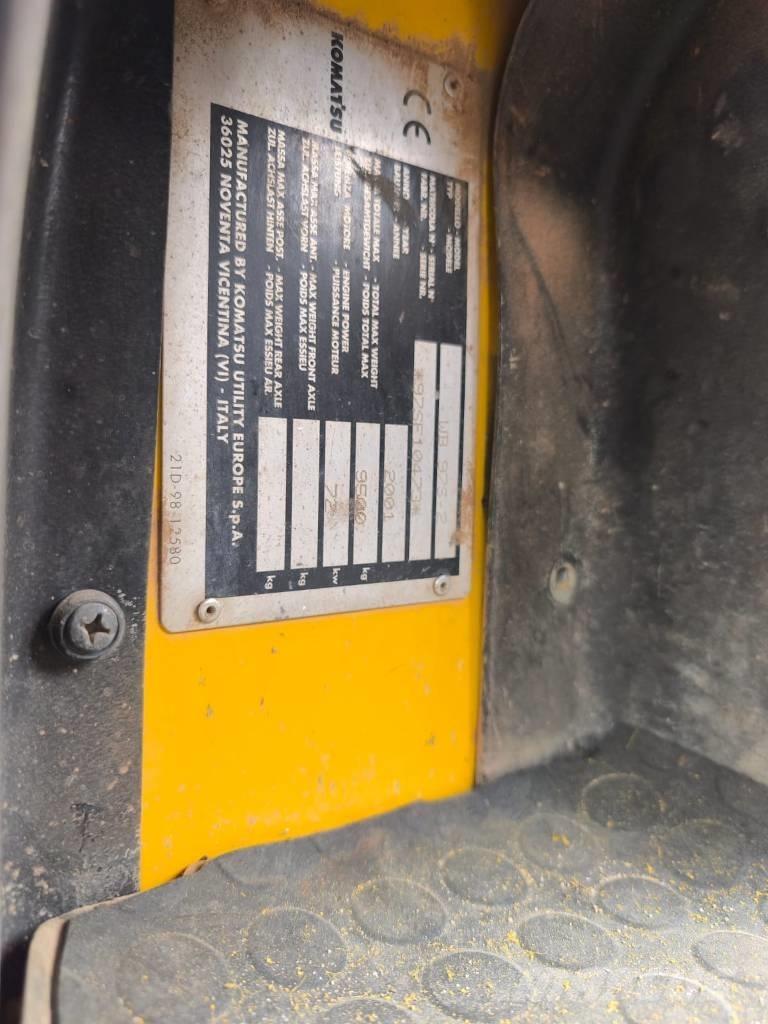 Komatsu WB 97 S-2 Traktorgravere